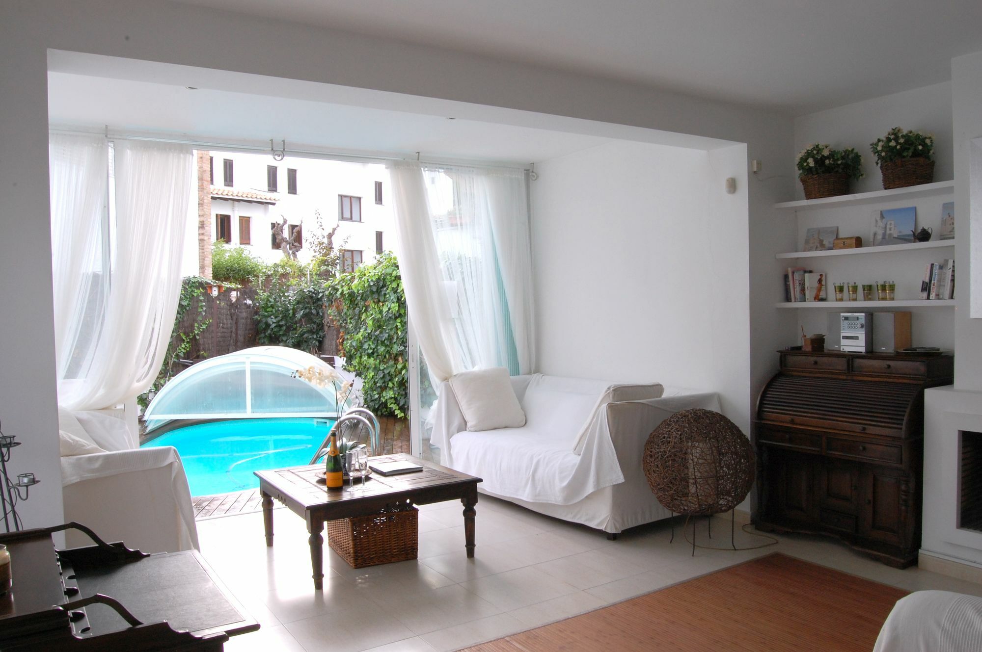 New Opening Villa Oasis Terramar Sitges Eksteriør bilde